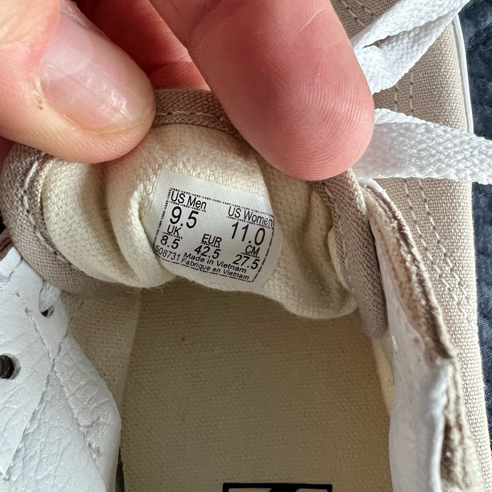 Vans Sneakers - Picture 5 of 6